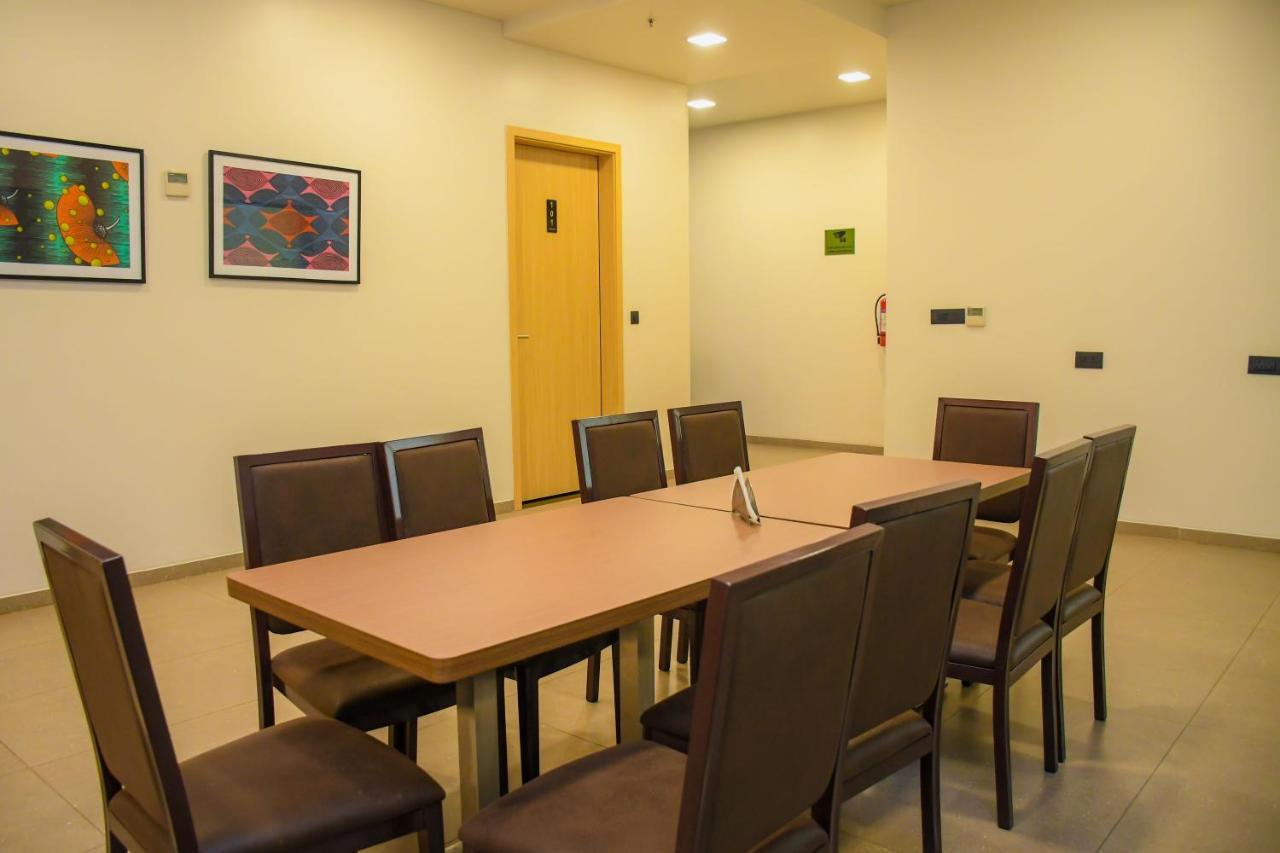 Aqua Inn Hotel Kinshasa Luaran gambar