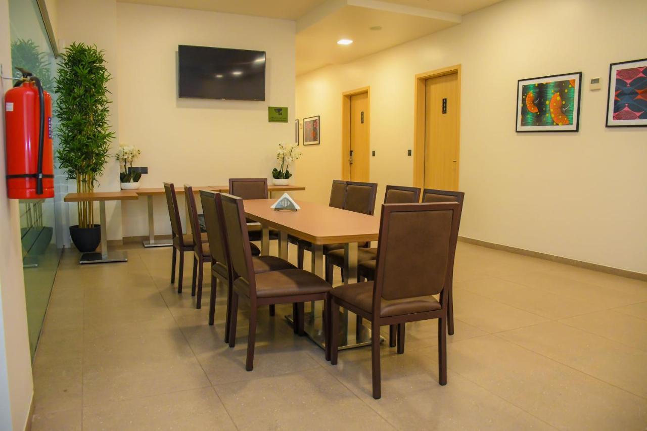 Aqua Inn Hotel Kinshasa Luaran gambar